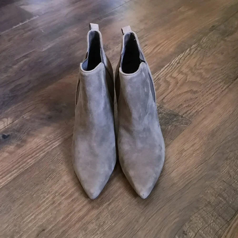 Brand New Ralph Lauren High Heeled Wedge Ankle Boots Light Brown Suede Size 7.5B